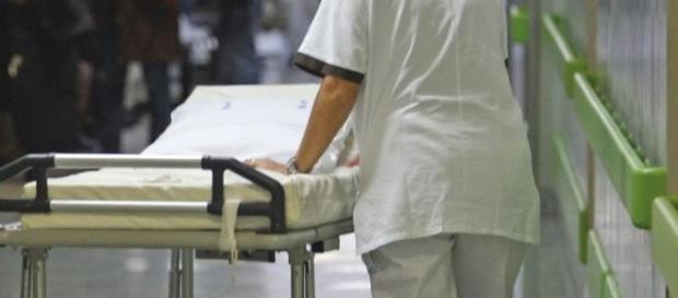 Imma Minichino muore durante il parto: denunciati medici di Napoli Imma Minichino muore durante il parto: denunciati medici di Napoli