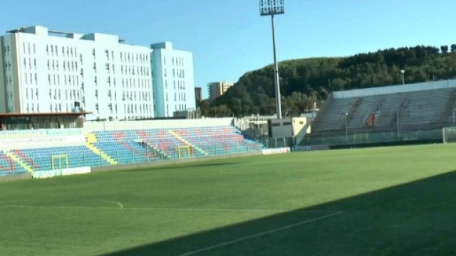 Lo Stadio Comunale "Ezio Scida" - Crotone.