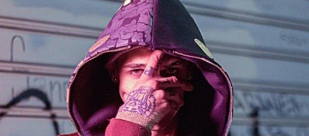 Achille Lauro, rapper romano classe 1990. Achille Lauro, rapper romano classe 1990.