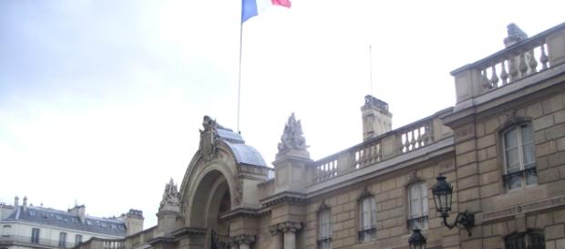 Entrée du Palais de l'élysée - opinion - CC BY Entrée du Palais de l'élysée - opinion - CC BY