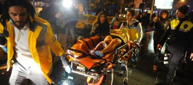 #Turquie #Istanbul - Chasse à l'homme pour retrouver l'assaillant en fuite ! #Turquie #Istanbul - Chasse à l'homme pour retrouver l'assaillant en fuite !