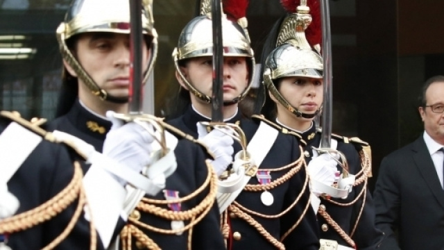 Comment François Hollande et le PS se sont suicidés - Le Temps - letemps.ch