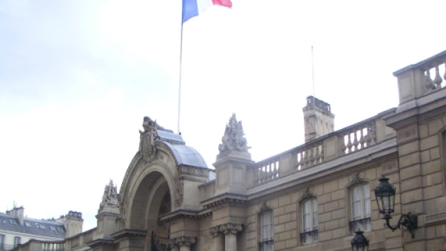Entrée du Palais de l'élysée - opinion - CC BY