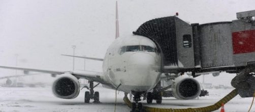 Istanbul sotto la neve: 500 italiani bloccati in aeroporto - lastampa.it
