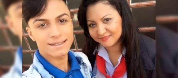 A mãe e filho assassinado por ela A mãe e filho assassinado por ela