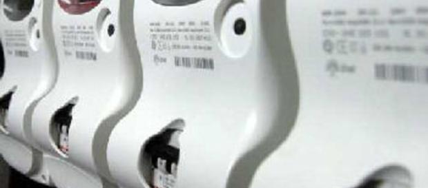 Bonus fino a 150 euro per i contatti luce e gas. Bonus fino a 150 euro per i contatti luce e gas.