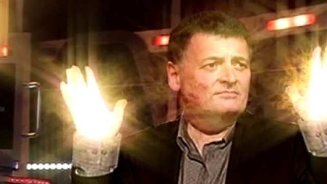 Doctor Who : Steven Moffat s'apprête à passer le flambeau à Chris Chibnall dans le rôle de Showrunner