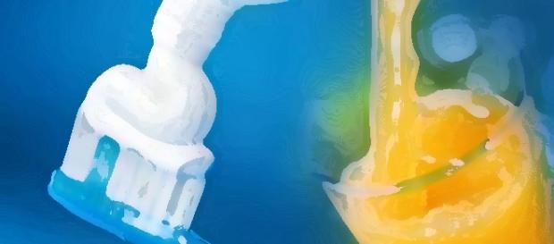 Acredita-se que o verdadeiro culpado seja dois compostos quase universalmente adicionados a pastas de dentes - curiosity.com Acredita-se que o verdadeiro culpado seja dois compostos quase universalmente adicionados a pastas de dentes - curiosity.com