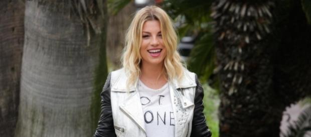 Emma Marrone contro il gossip: smentisce su Twitter il flirt con Tommaso Paradiso. Emma Marrone contro il gossip: smentisce su Twitter il flirt con Tommaso Paradiso.