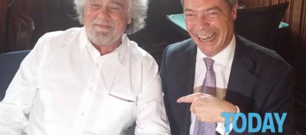 Grillo, accordo con Farage: nasce gruppo M5s - Ukip - today.it Grillo, accordo con Farage: nasce gruppo M5s - Ukip - today.it