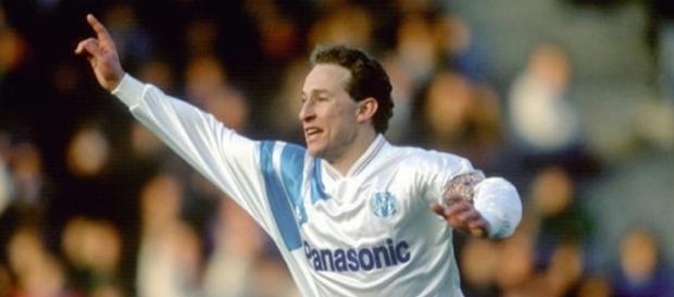 Jean-Pierre Papin sous le maillot de l'OM. Jean-Pierre Papin sous le maillot de l'OM.