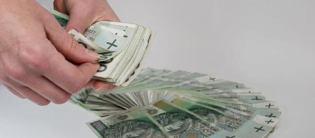 Opozycja totalna chce nam przykręcić śrubę? Opozycja totalna chce nam przykręcić śrubę?