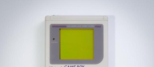Sega Game Gear vs Nintendo Game Boy: Which '90s handheld was the ... - digitalspy.com Sega Game Gear vs Nintendo Game Boy: Which '90s handheld was the ... - digitalspy.com