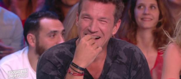 VIDEO - Découvrez pourquoi Benjamin Castaldi a montré ses fesses dans TPMP ! VIDEO - Découvrez pourquoi Benjamin Castaldi a montré ses fesses dans TPMP !