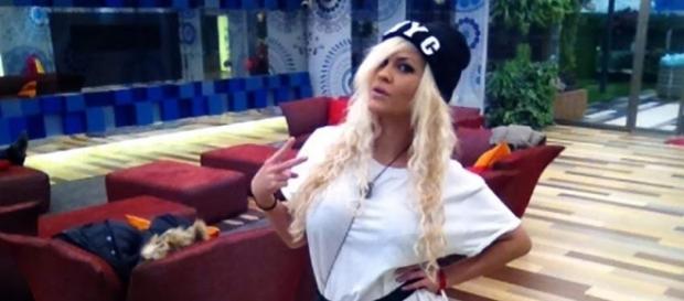 Ylenia, la super rubia de Benidorm, en Gran Hermano VIP 3 Ylenia, la super rubia de Benidorm, en Gran Hermano VIP 3