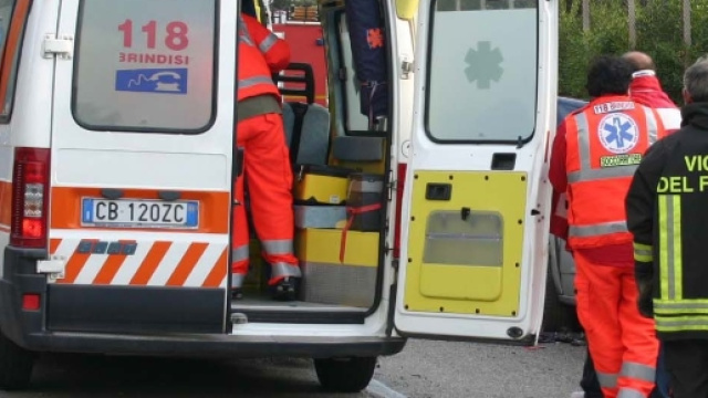Agente di polizia salva la vita di un automobilista in Calabria (foto di repertorio)