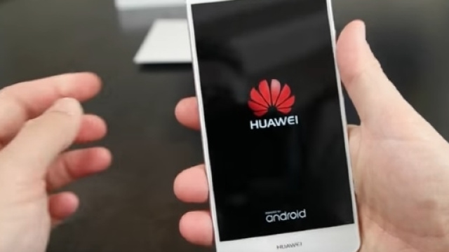 Huawei P9 Lite nelle mani di Andrea Galeazzi