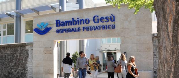 Accusata madre per tentato omicidio bambina a Roma Accusata madre per tentato omicidio bambina a Roma