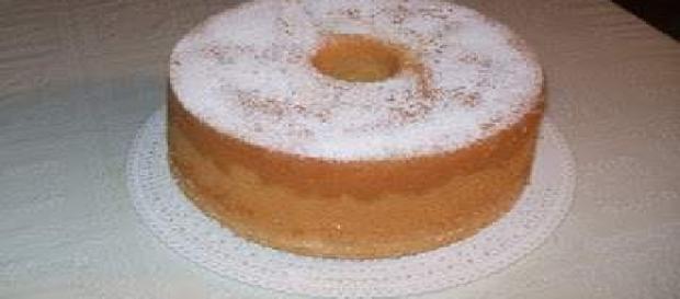 La torta americana Angel food cake La torta americana Angel food cake