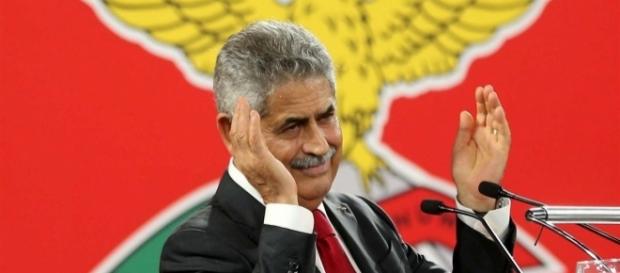 O Benfica apresentou uma dívida enorme O Benfica apresentou uma dívida enorme