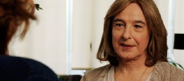 Quima (Manel Barceló), profesora transexual que apareció en un capítulo de 'Merlí' y causó impacto. Un personaje femenino que antes era masculino. Quima (Manel Barceló), profesora transexual que apareció en un capítulo de 'Merlí' y causó impacto. Un personaje femenino que antes era masculino.