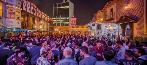 Theatron es el centro de rumba gay más grande de Bogotá Theatron es el centro de rumba gay más grande de Bogotá