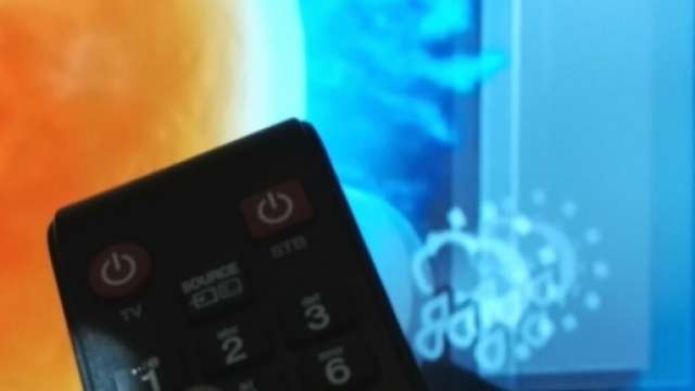 Guida Tv dei programmi serali al 13 gennaio 2017 Rai e Mediaset