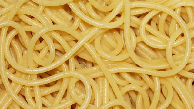 La ricetta degli spaghetti nuvolosi.