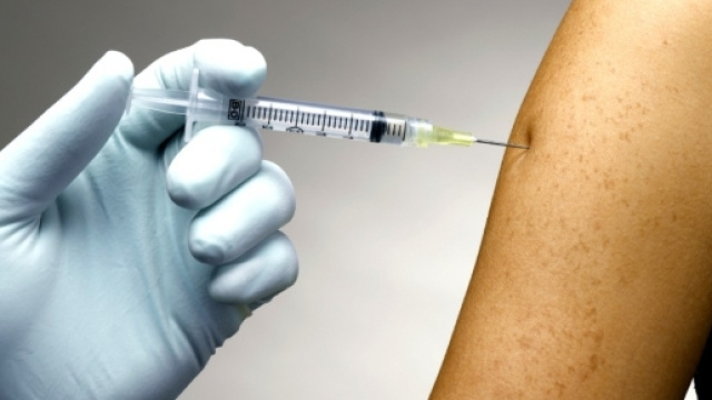 Vaccini gratis per tutti e senza ticket.