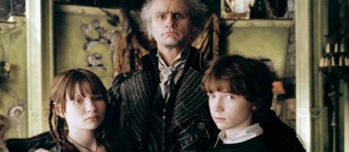 Neil Patrick Harris is subtly malevolent in 'Series of Unfortunate Events'. / Photo from 'The Inqusitr News' - inquisitr.com