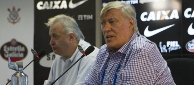 Diretoria do Timão busca um meia de criação para a equipe de Fábio Carille Diretoria do Timão busca um meia de criação para a equipe de Fábio Carille