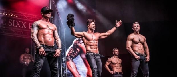 Durchtrainierte Körper und stahlharte Sixpacks sind ihre Markenzeichen Durchtrainierte Körper und stahlharte Sixpacks sind ihre Markenzeichen