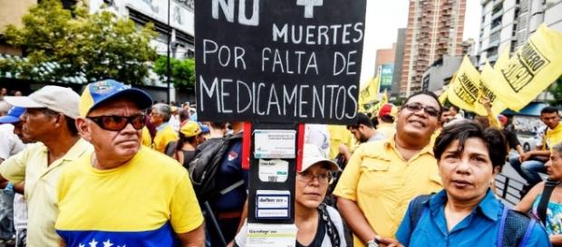 La organización Codevida denunció que el Gobierno Nacional no ha realizado la compra de los medicamentos para enfermedades crónicas La organización Codevida denunció que el Gobierno Nacional no ha realizado la compra de los medicamentos para enfermedades crónicas