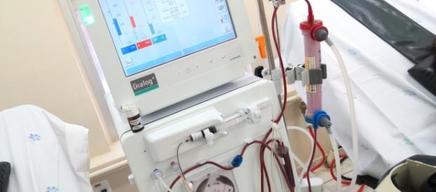 Maquina de hemodiálise, procedimento que faz a filtragem do sangue Maquina de hemodiálise, procedimento que faz a filtragem do sangue