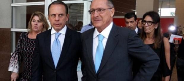Prefeito João Dória e governador Geraldo Alckmin foram criticados por servidora em uma rede social Prefeito João Dória e governador Geraldo Alckmin foram criticados por servidora em uma rede social