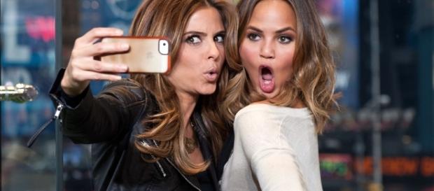Selfie e prima impressione, come l'autoscatto influenza i giudizi ... - urbanpost.it Selfie e prima impressione, come l'autoscatto influenza i giudizi ... - urbanpost.it