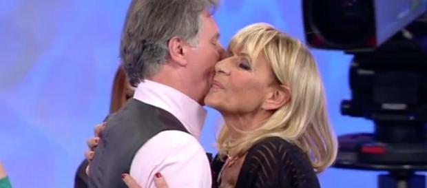 Tina contro Gemma Galgani: ecco perché Tina contro Gemma Galgani: ecco perché