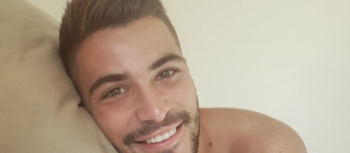 Les Anges 9 - Découvrez avec qui Anthony Matéo (#LaVilla2) est en couple !