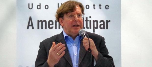 Verstarb am Freitag mit 56 Jahren: Udo Ulfkotte. (Fotoverantw./URG Suisse: Blasting.News Archiv) Verstarb am Freitag mit 56 Jahren: Udo Ulfkotte. (Fotoverantw./URG Suisse: Blasting.News Archiv)