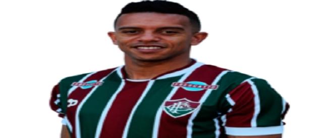 William Mattheus deve trocar o Flu pelo Coritiba em 2017 (Foto: O Gol) William Mattheus deve trocar o Flu pelo Coritiba em 2017 (Foto: O Gol)