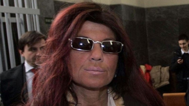 Scarcerata Stefania Nobile, con la madre Vanna Marchi scacciava il ... - bolognatoday.it