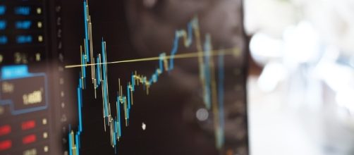 Why are so many TSX Venture Exchange stock and speck charts missing consolidation adjustments? / Pexels, PixaBay CC0 Public Domain