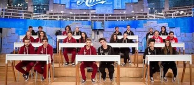 Amici 2017, i malumori fra i banchi. Amici 2017, i malumori fra i banchi.