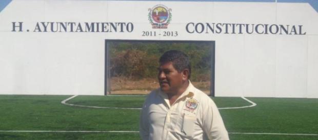 El líder regional del Movimiento Regeneración Nacional (Morena) de Oaxaca, Filogonio López Quiroz, fue asesinado cuando se encontraba en el campo El líder regional del Movimiento Regeneración Nacional (Morena) de Oaxaca, Filogonio López Quiroz, fue asesinado cuando se encontraba en el campo