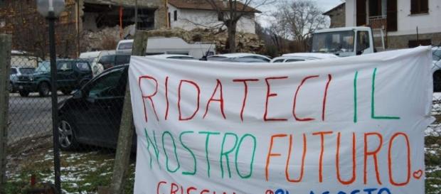 La rabbia dei cittadini di Accumuli La rabbia dei cittadini di Accumuli