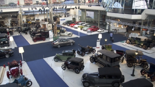 Musée Autoworld depuis la coursive