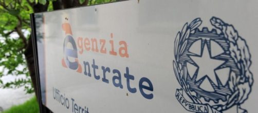 caricati sul CAF i rischi per gli errori del 730 e tutto quanto da pagare copme imposta, sanzioni ed interessi