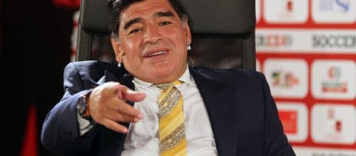 Diretta Maradona Tre volte 10 in tv?