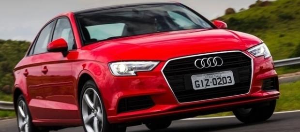 Audi A3 Sedan 2017 traz mudanças na grade, farol a para-choque Audi A3 Sedan 2017 traz mudanças na grade, farol a para-choque