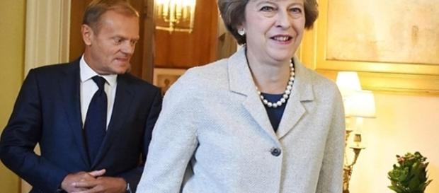 Bruxelles zice "hăis" și Londra "cea", că atâta poate Bruxelles zice "hăis" și Londra "cea", că atâta poate